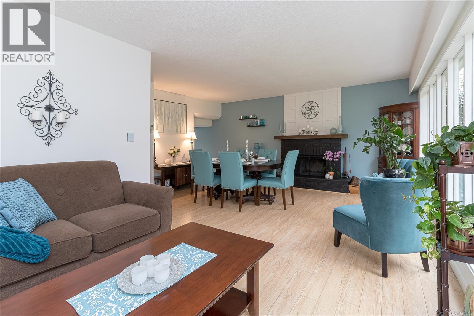 1051 Chesterfield Rd - 9