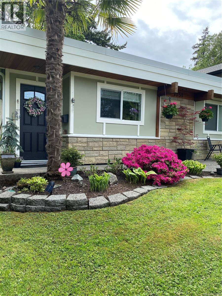 1051 Chesterfield Rd - 3