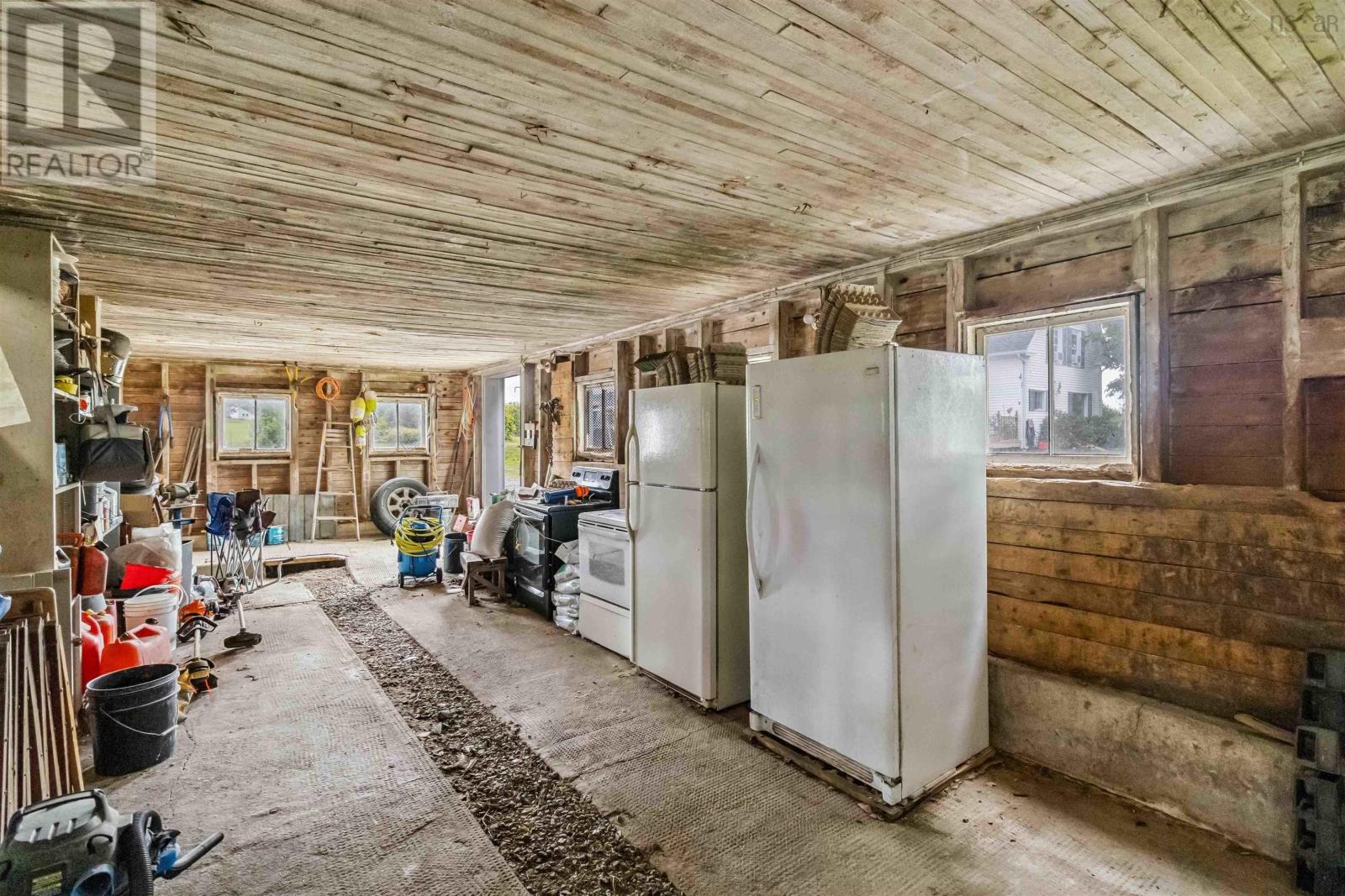 417 Penney Road - 43