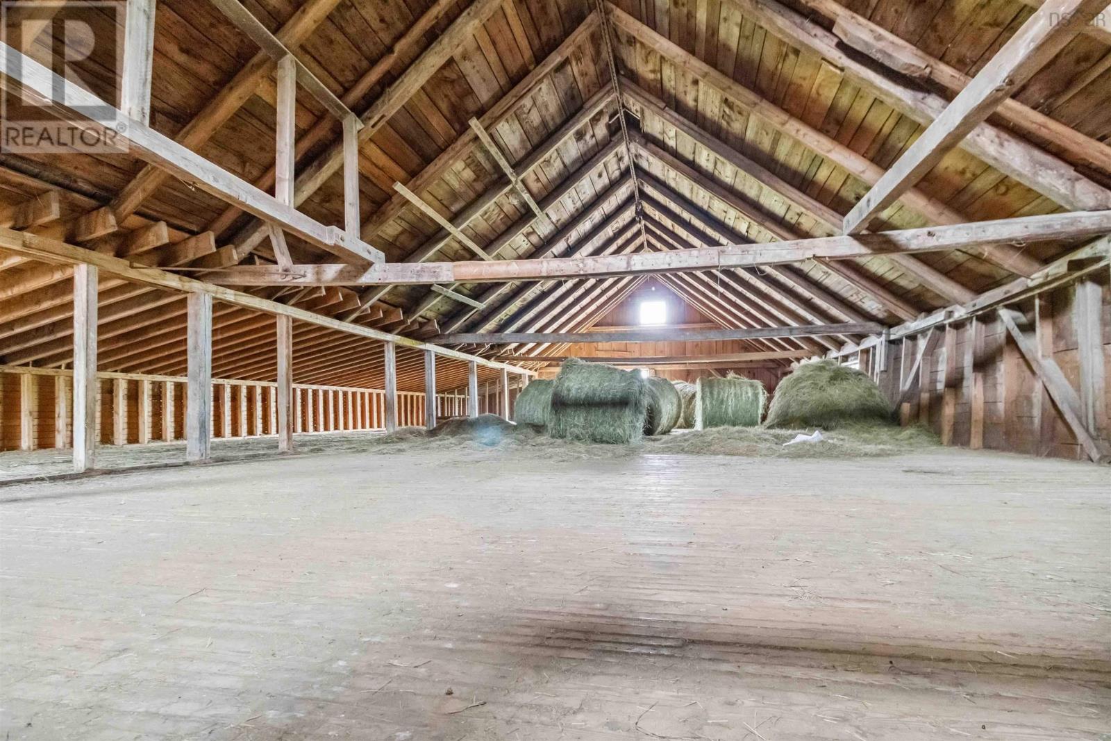 417 Penney Road - 44