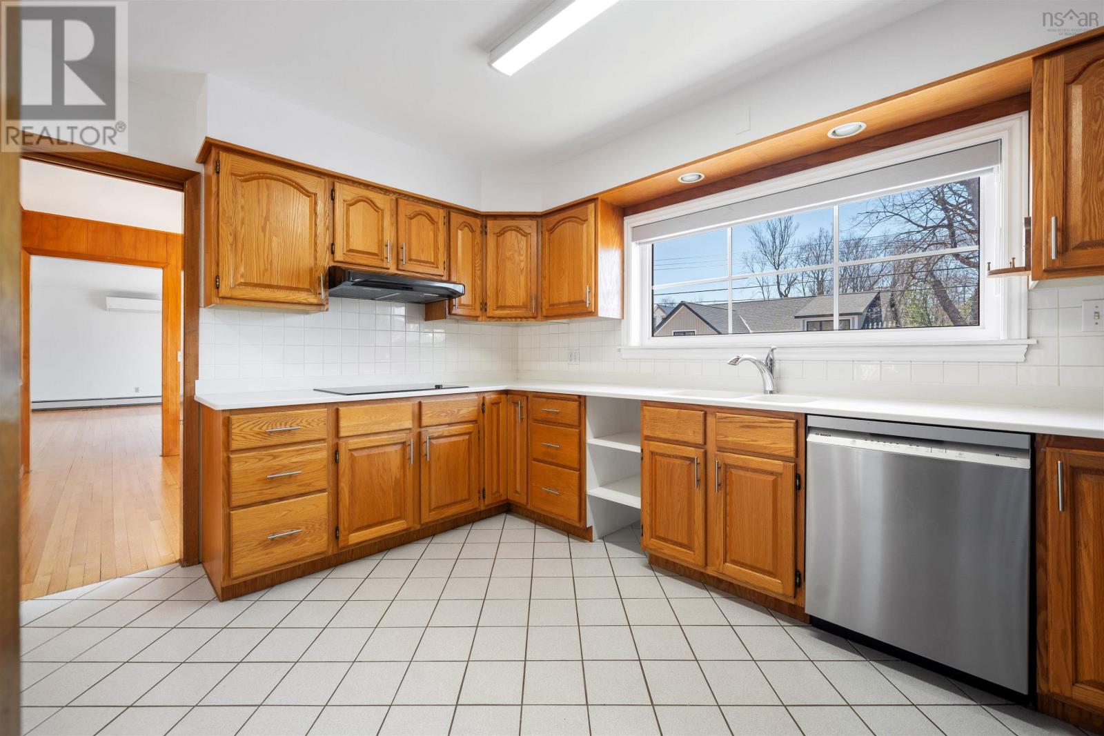 Property 26 of 46 of 254 George Street