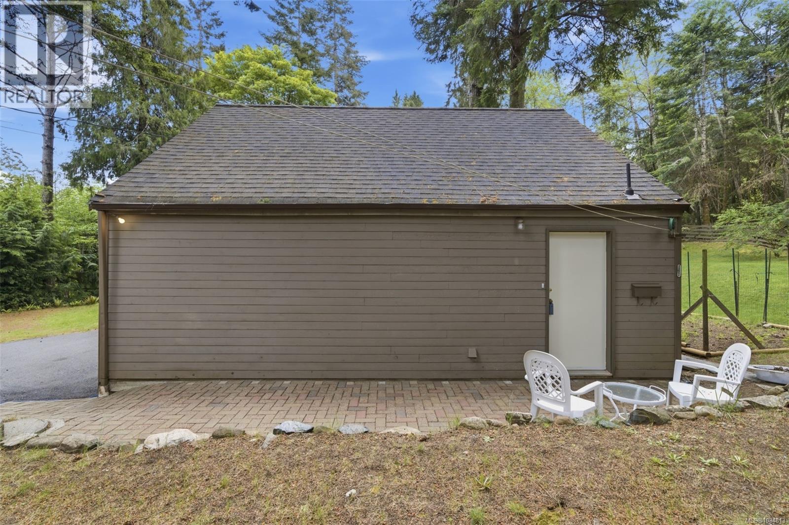 6089 Brecon Dr - 41