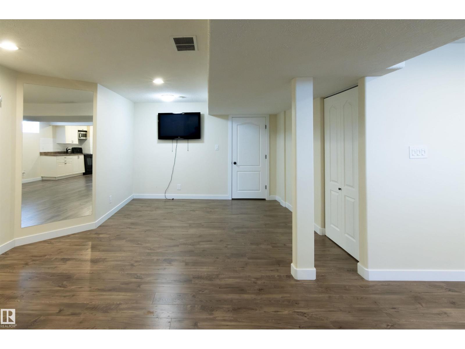 1079 POTTER GREENS DR NW, Edmonton