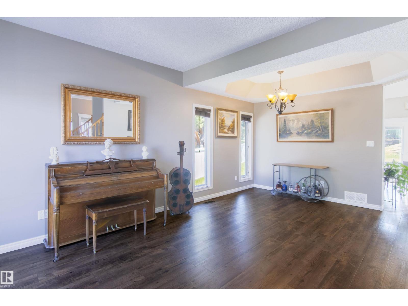 1079 POTTER GREENS DR NW - 3