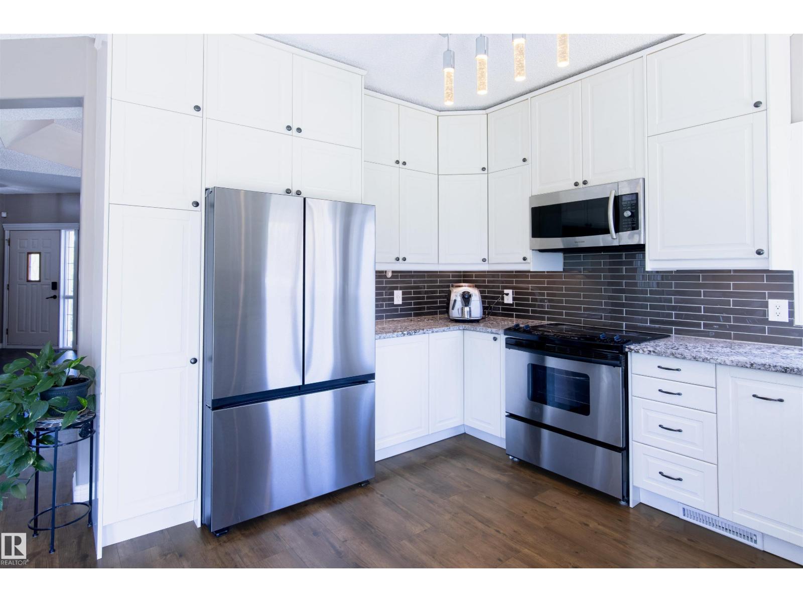 1079 POTTER GREENS DR NW - 5