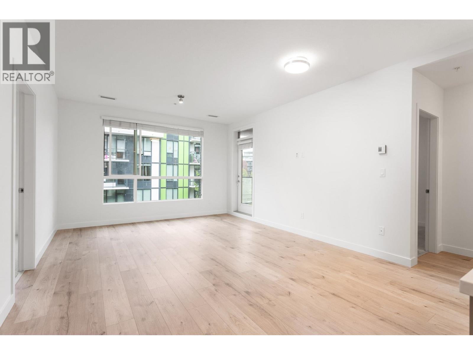 House in Vancouver - Image 6