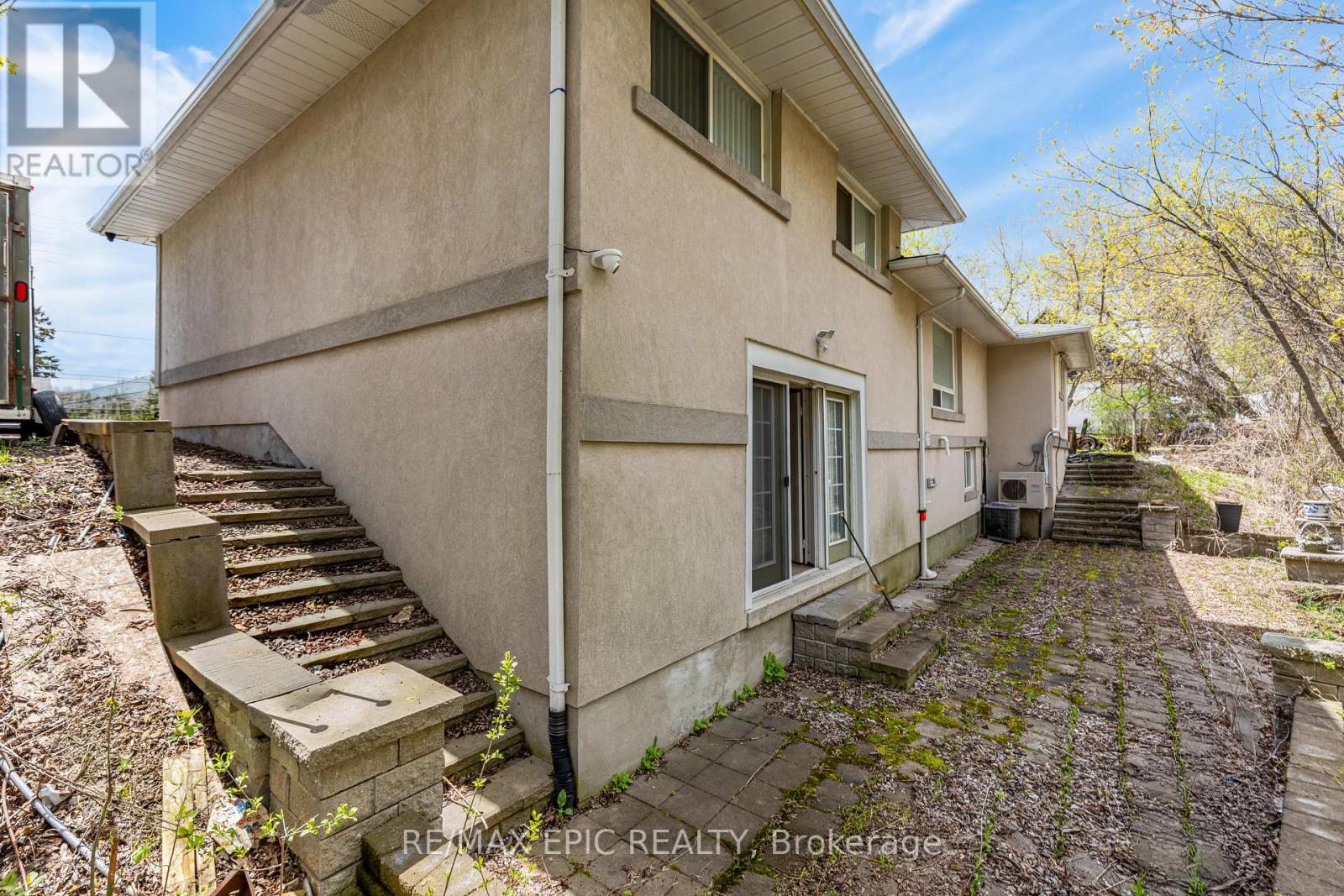 4812 HIGHWAY 7 E - 11