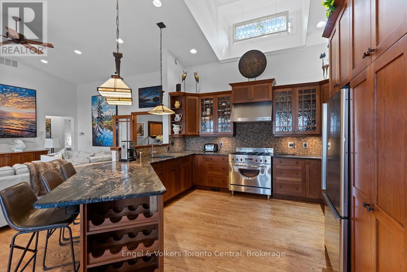 19 GEORGIAN MANOR DRIVE - 11