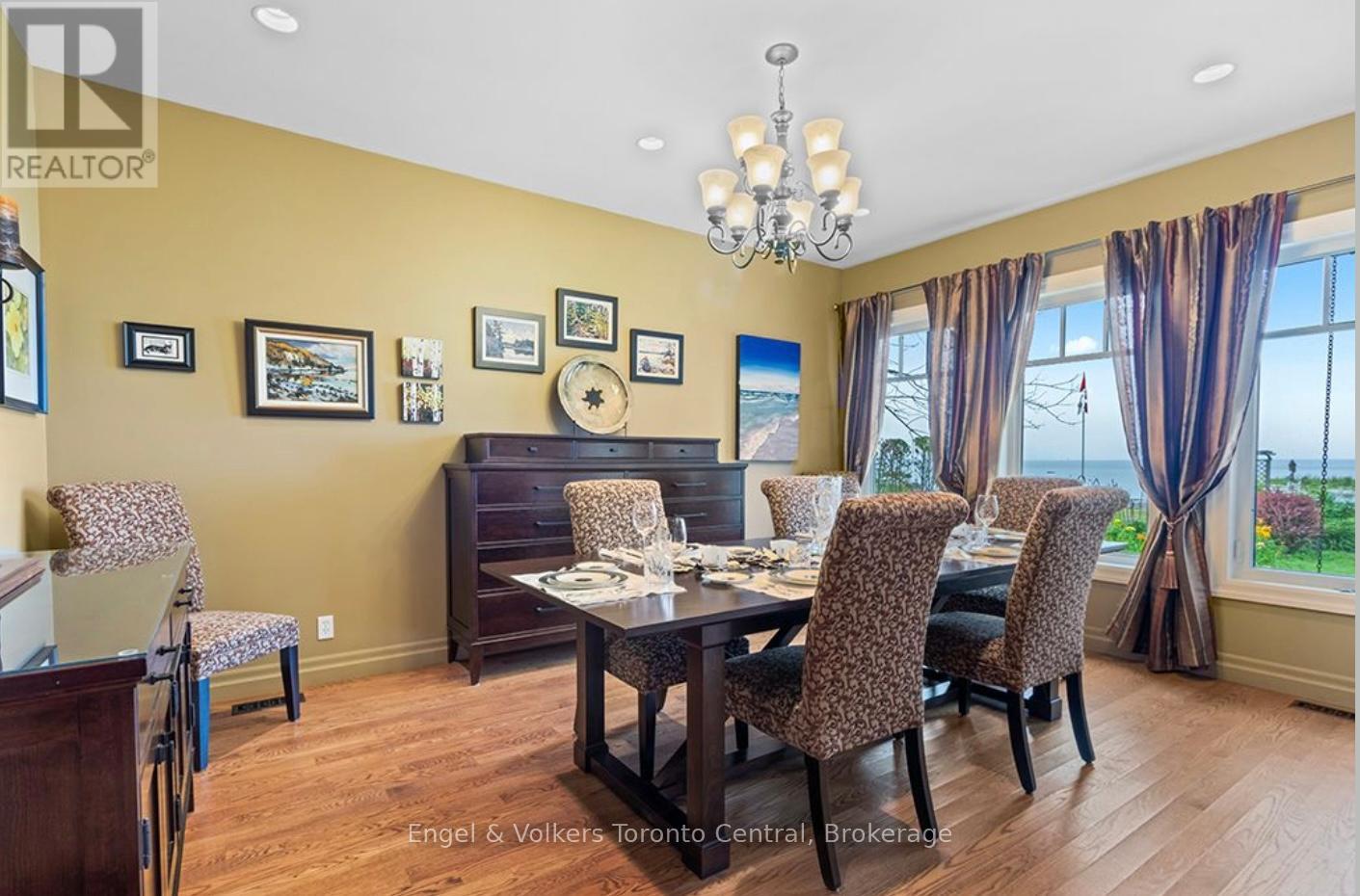 19 GEORGIAN MANOR DRIVE - 15