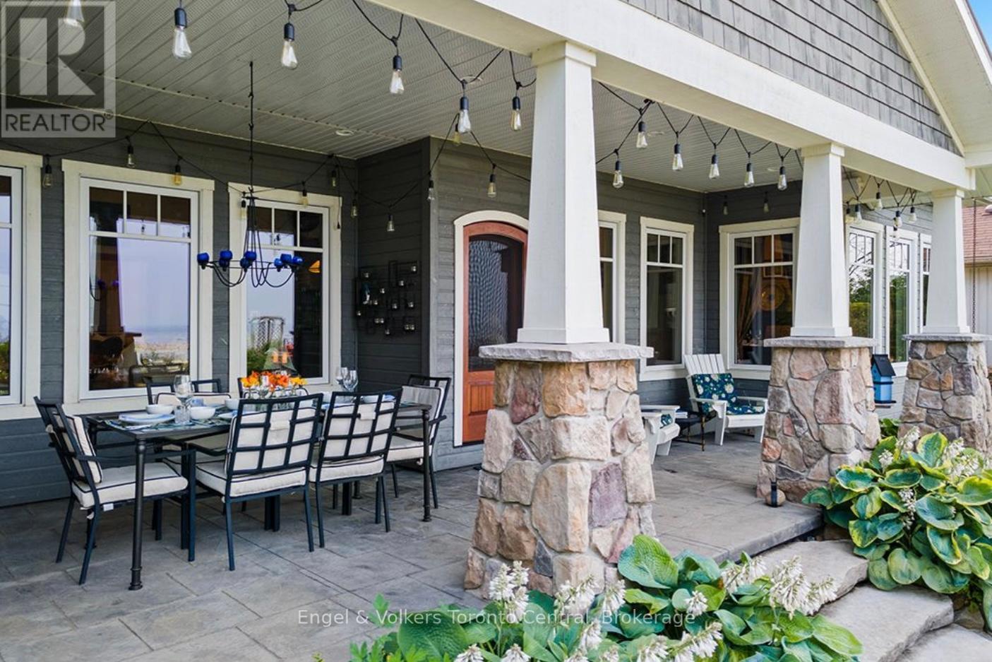 19 GEORGIAN MANOR DRIVE - 27