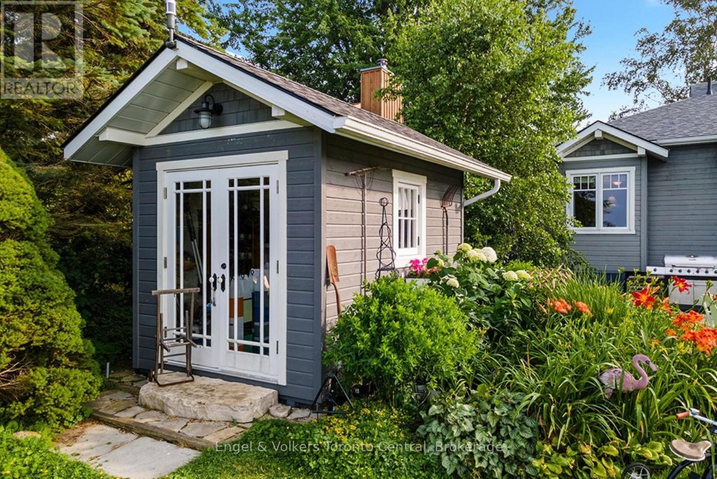 19 GEORGIAN MANOR DRIVE - 29
