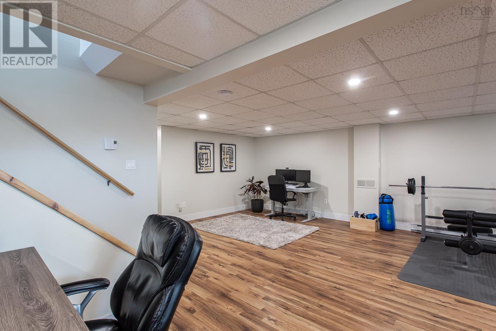 557 McClair Avenue - 19