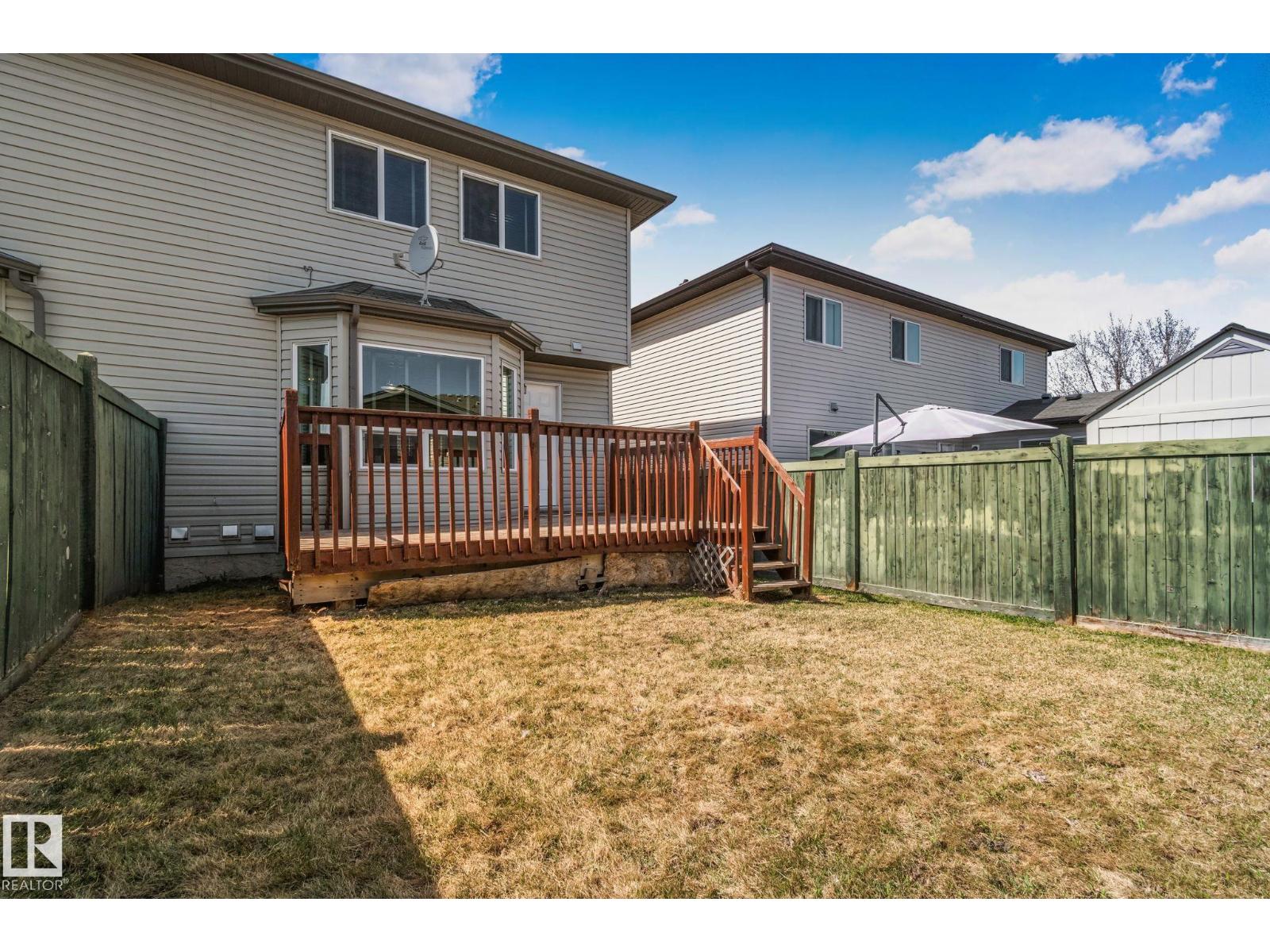 6 VIVIAN WY, Spruce Grove