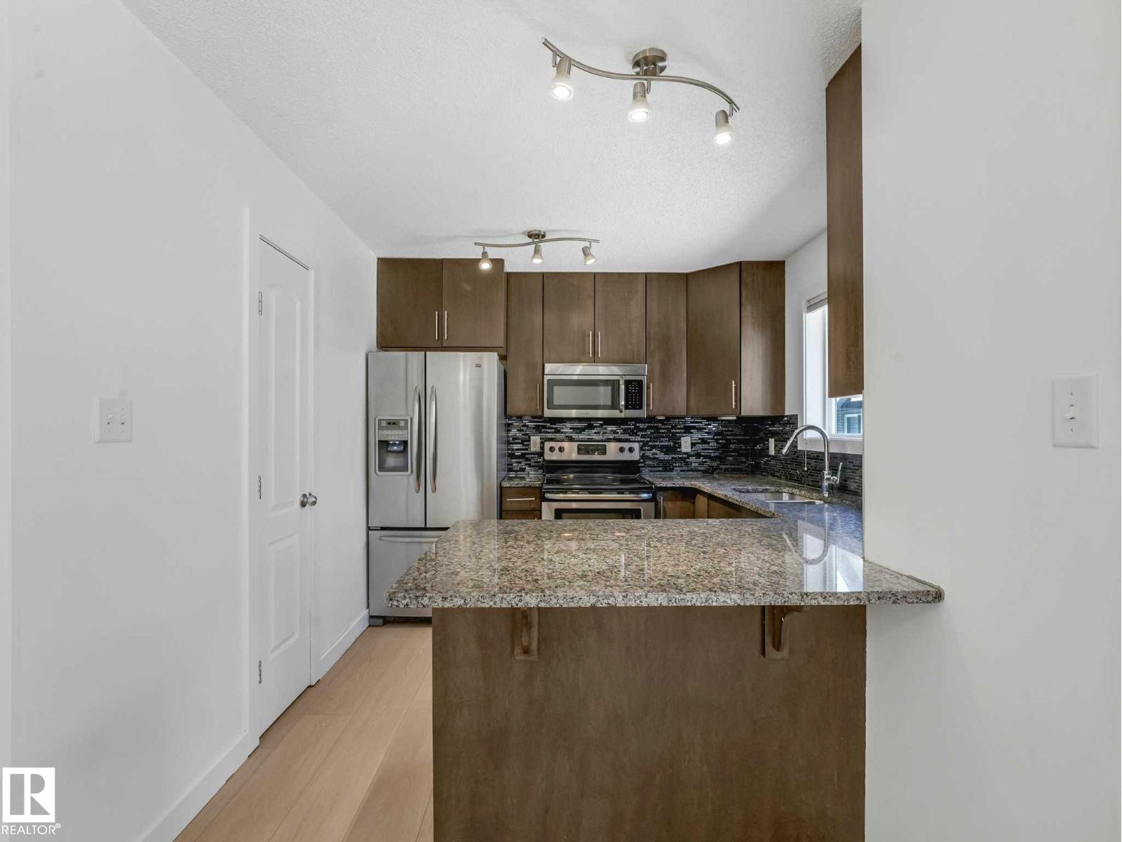 #49 12004 22 AV SW, Edmonton