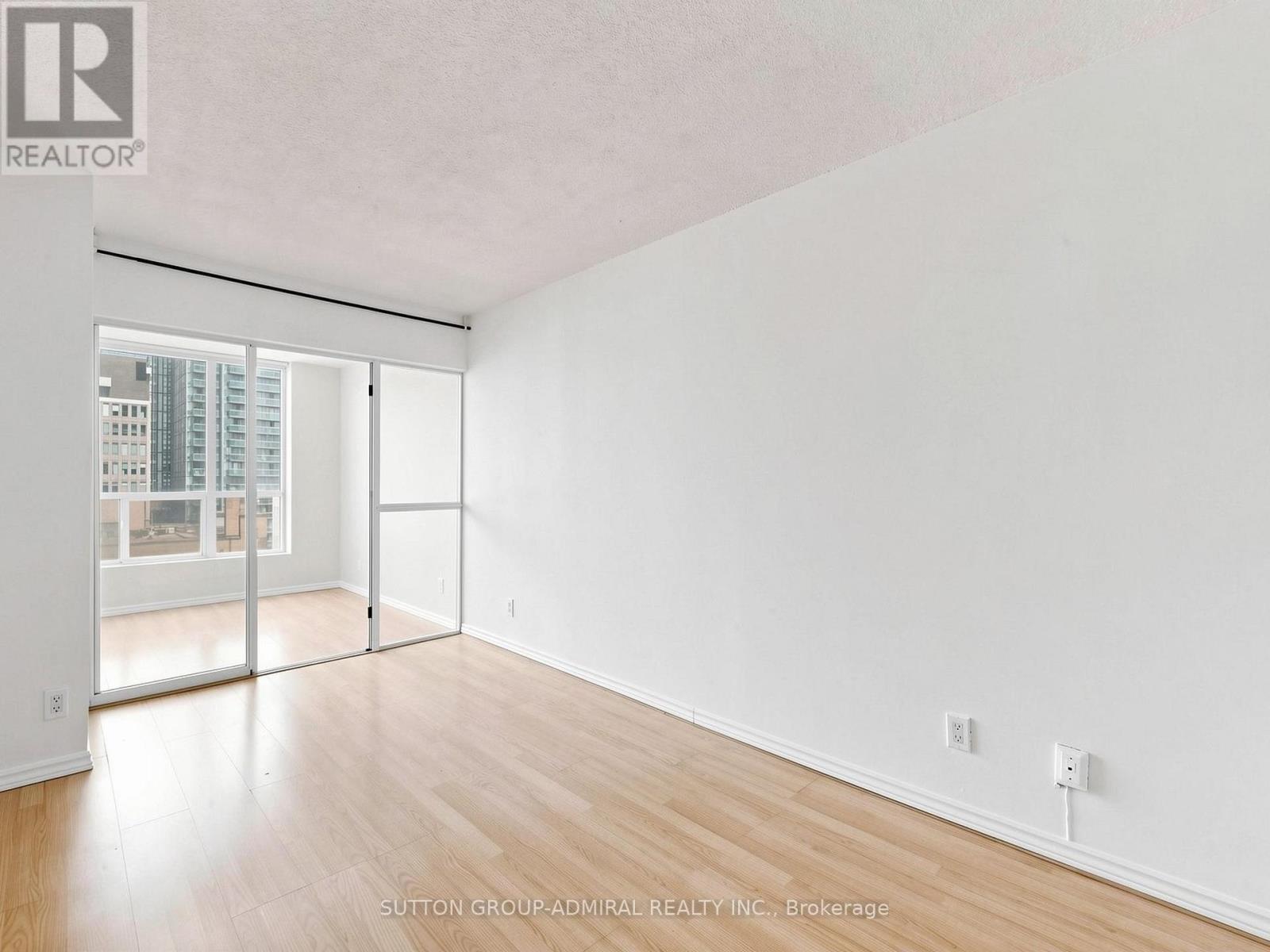 #1302 92 KING STREET E - 13
