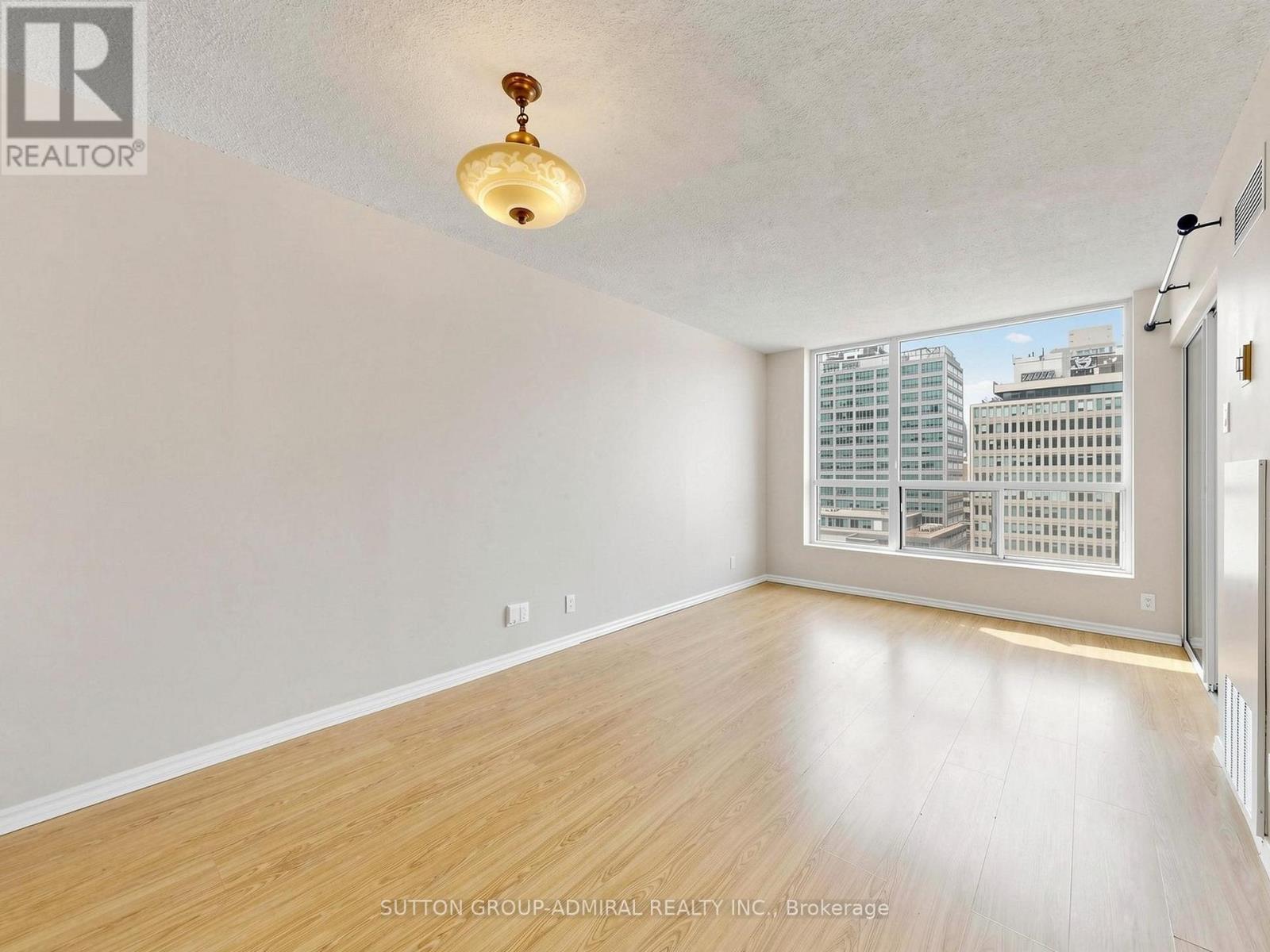#1302 92 KING STREET E - 4