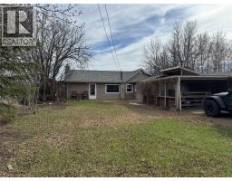 5007 47 Avenue, Pouce Coupe, BC V0C2C0 Photo 10