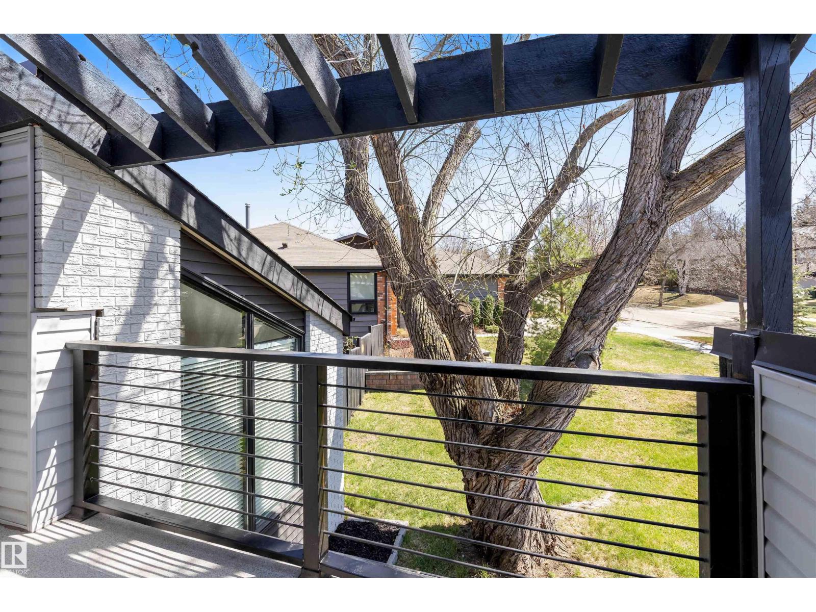 38 WOODCREST AV, St. Albert