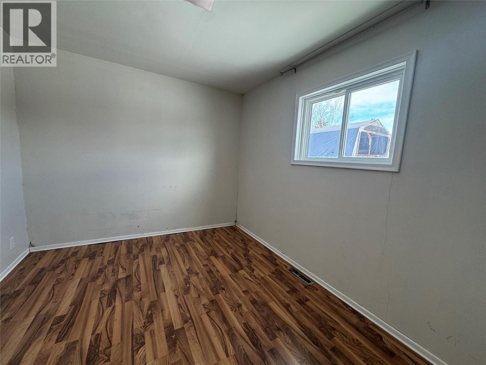 1120 119 Avenue - Image 3