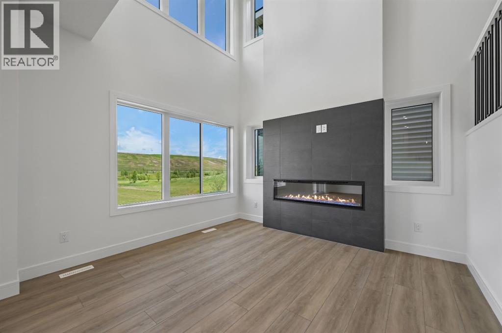135 Walgrove Bay SE - 6