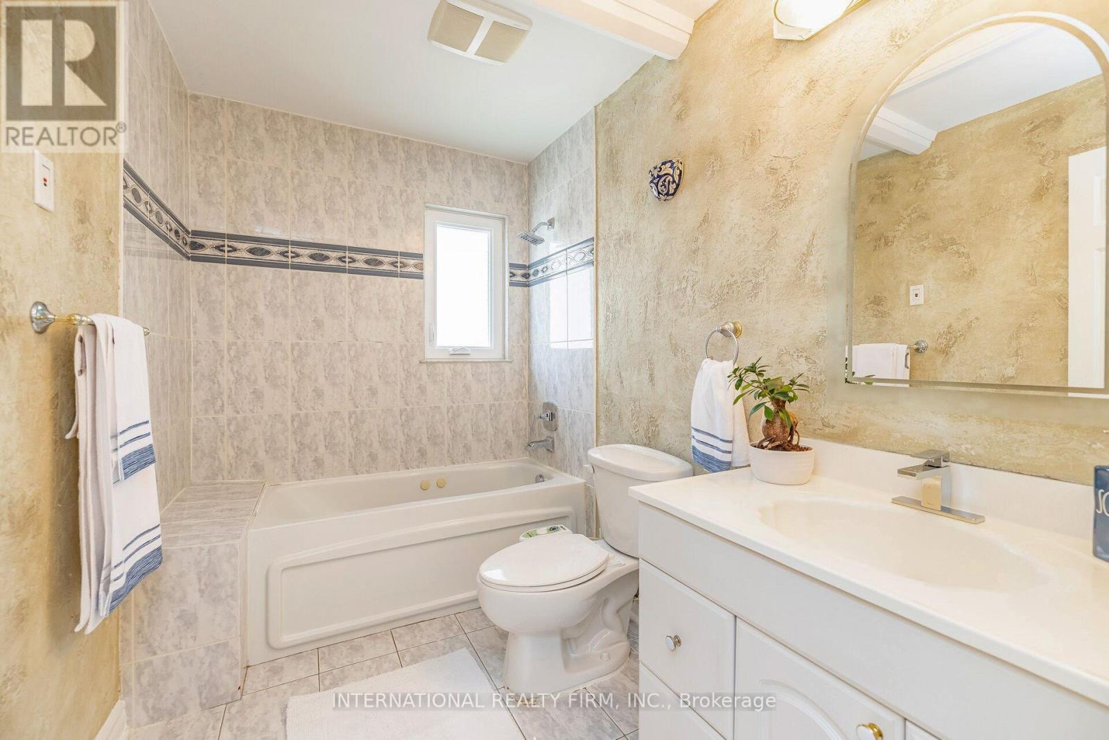 1236 FLEET STREET - 18