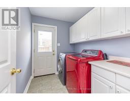 1236 Fleet Street, Mississauga, ON L5H3P5 Photo 17