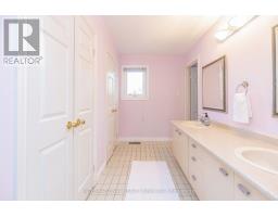 1236 Fleet Street, Mississauga, ON L5H3P5 Photo 15