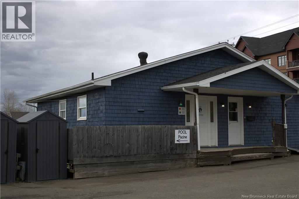402 Highlandview Road - Image 3