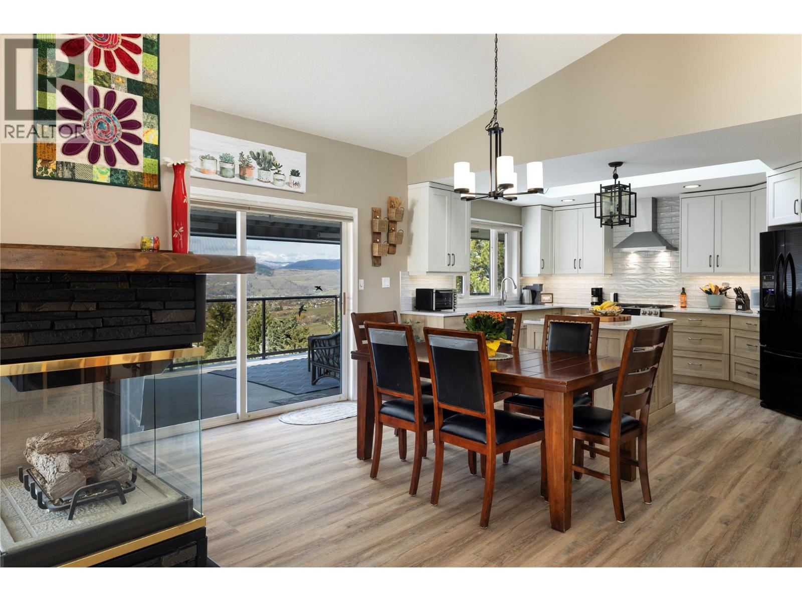  815 GALIANO Road, Vernon