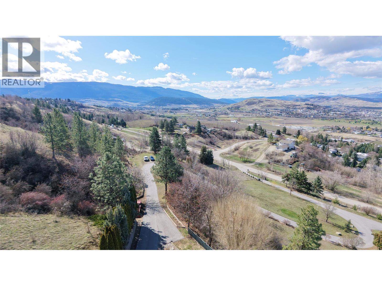 815 GALIANO Road - 67