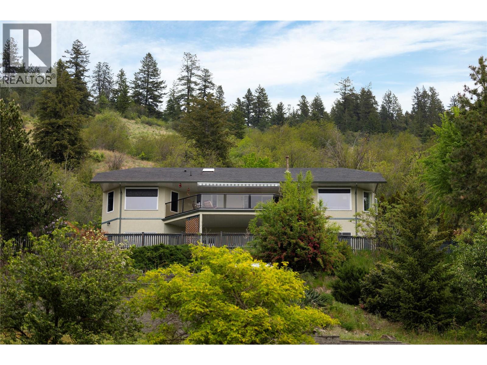 815 GALIANO Road - 85