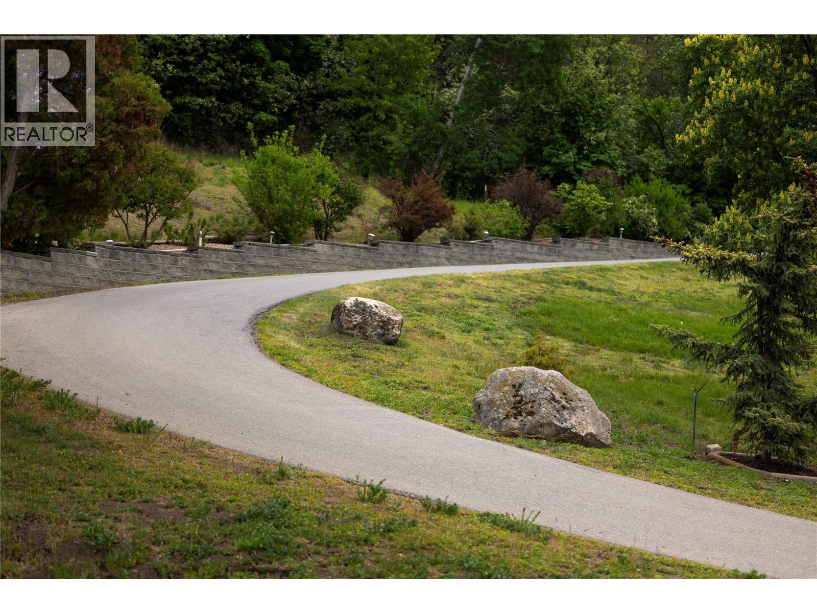  815 GALIANO Road, Vernon