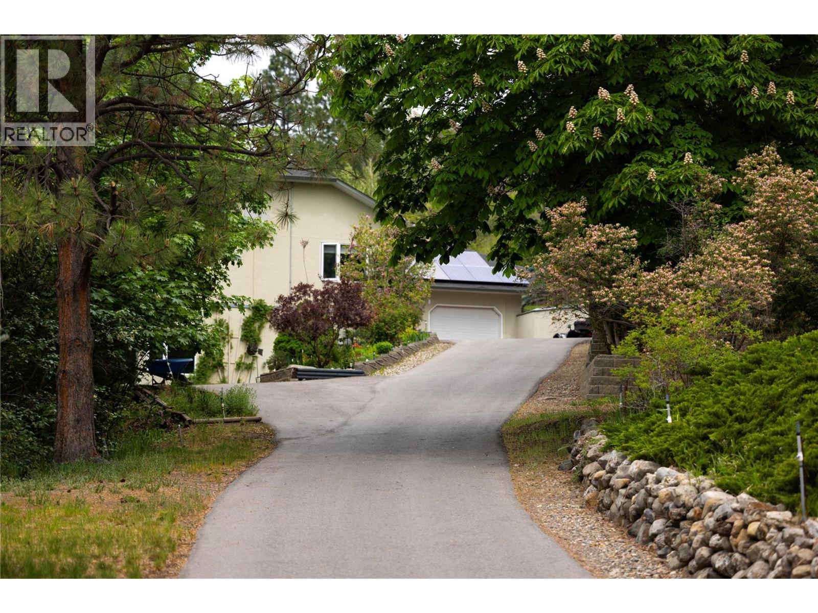  815 GALIANO Road, Vernon