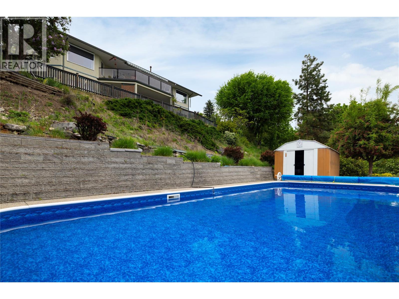 815 GALIANO Road - 98