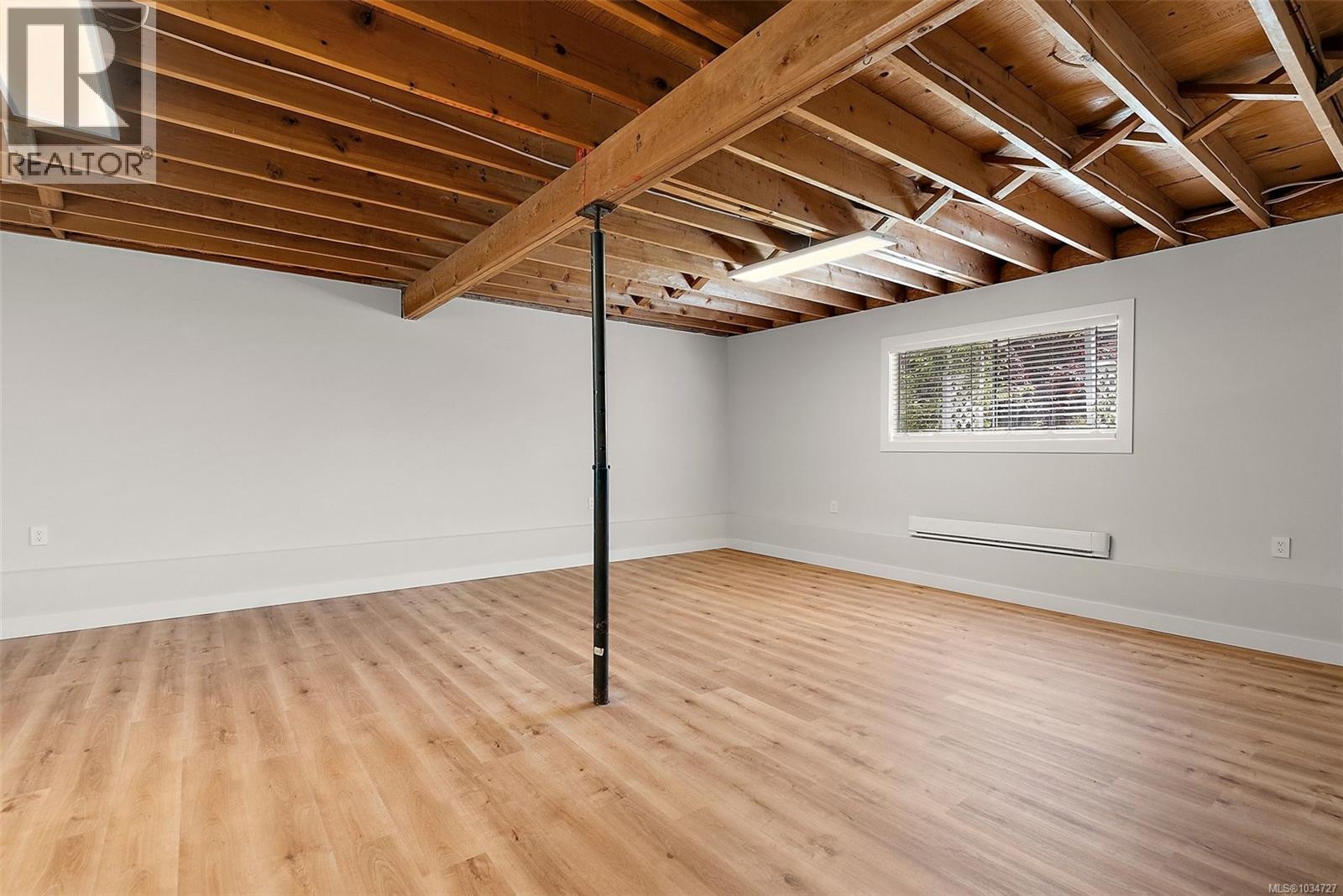  3042 Shoreview Drive, Langford