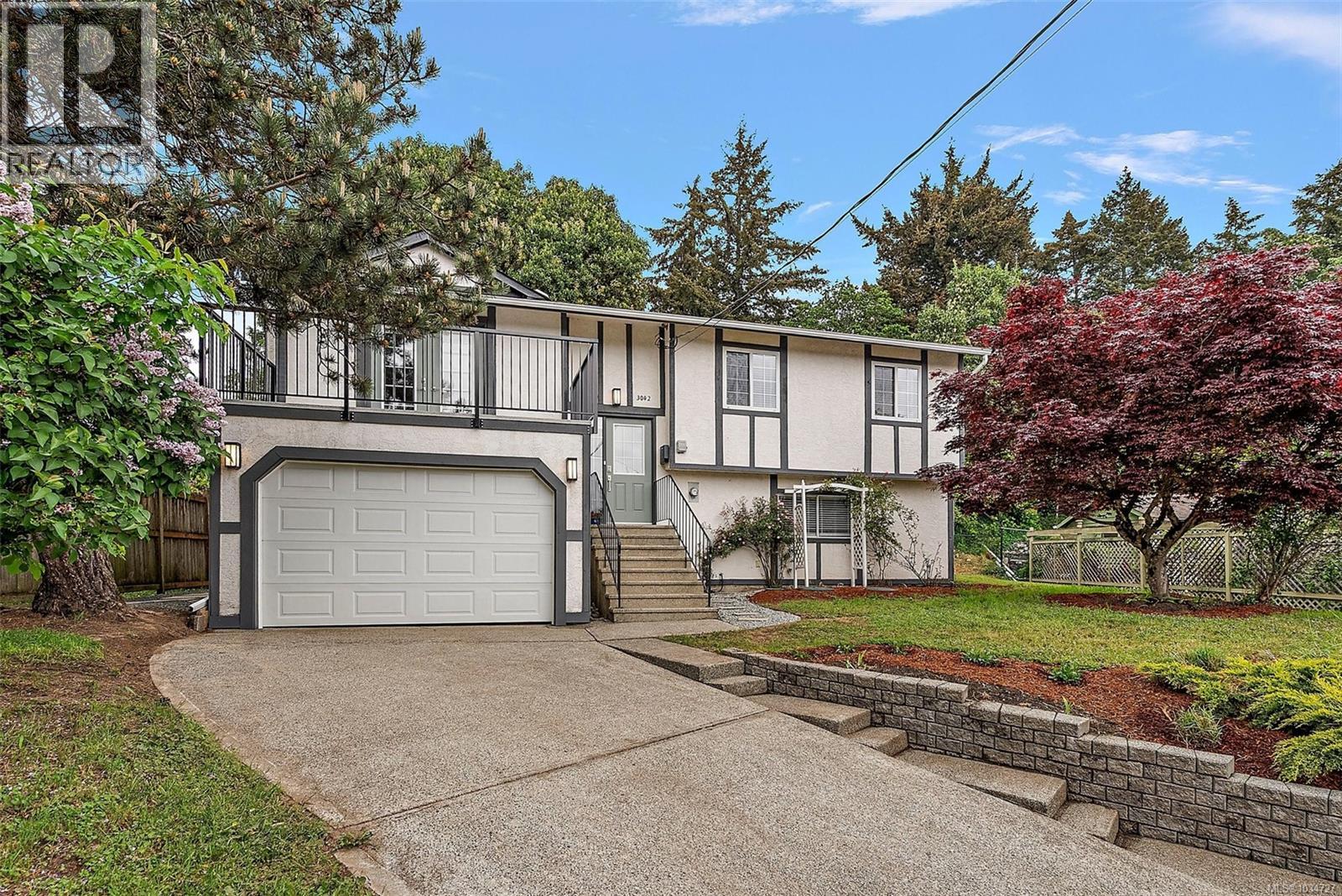  3042 Shoreview Drive, Langford