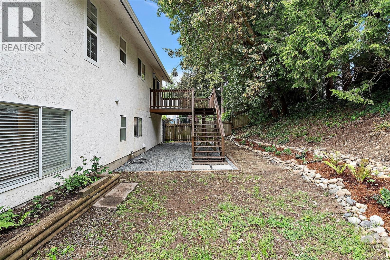  3042 Shoreview Drive, Langford