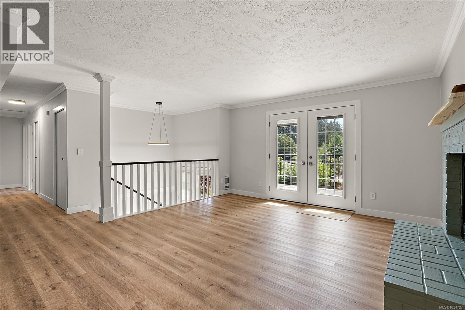  3042 Shoreview Drive, Langford