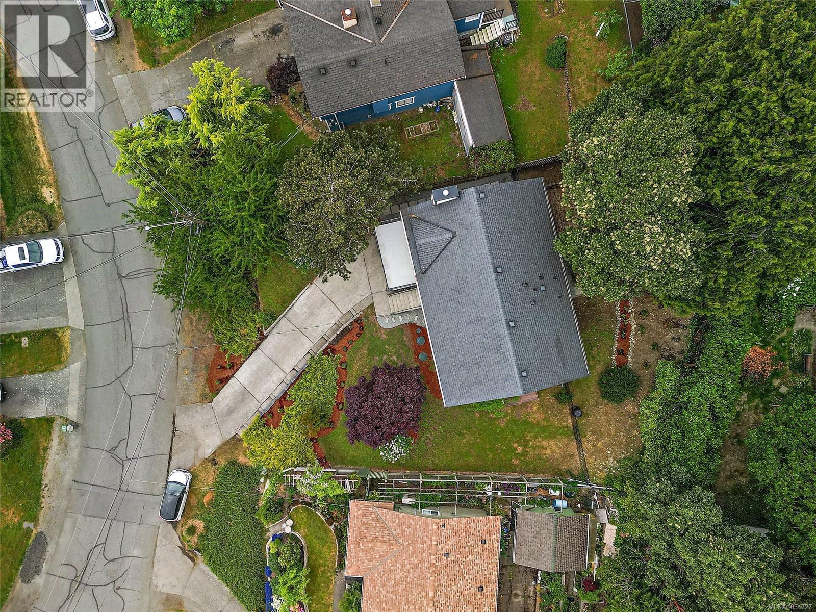  3042 Shoreview Drive, Langford