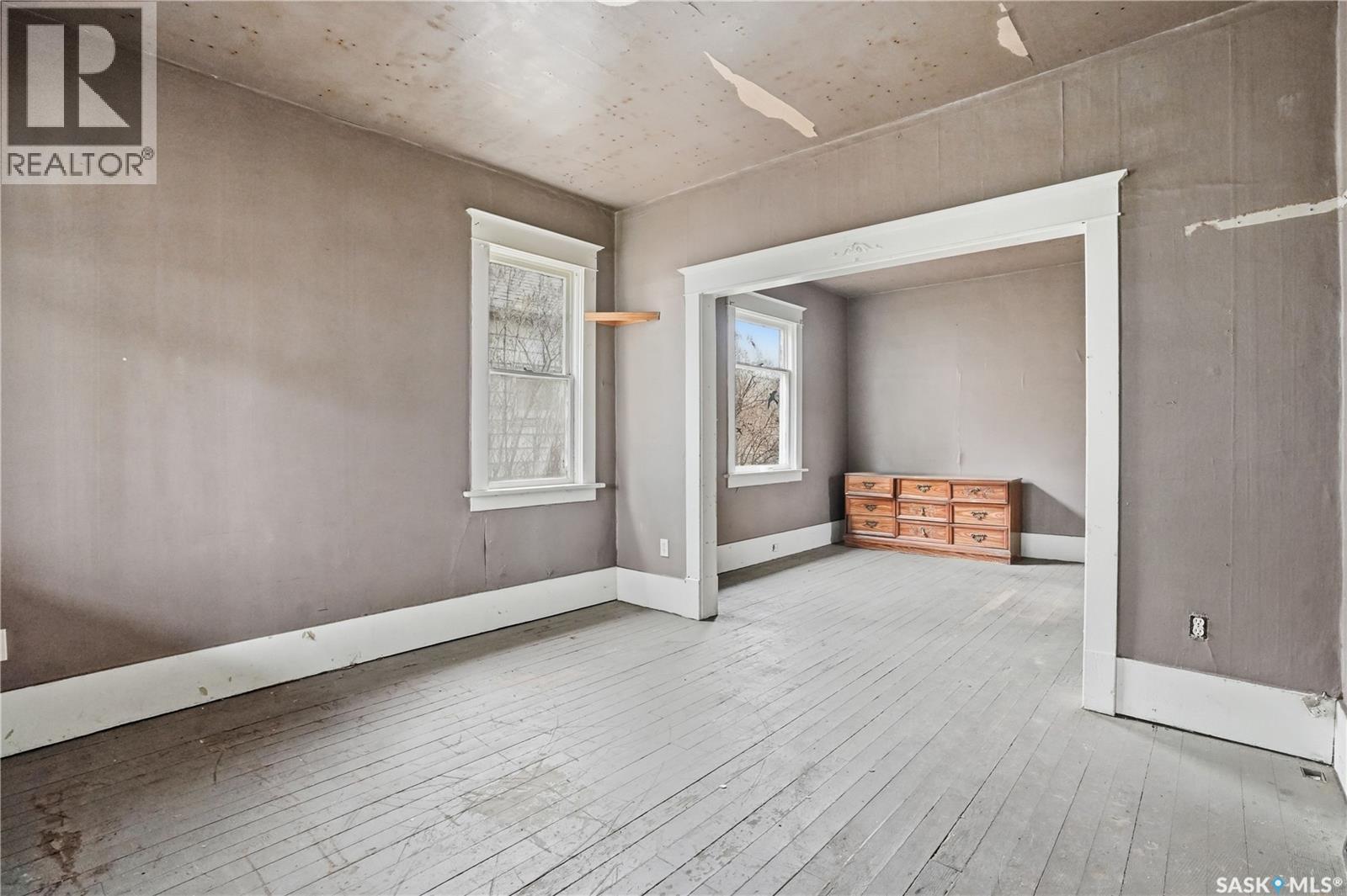 1284 3rd AVENUE NE - 10