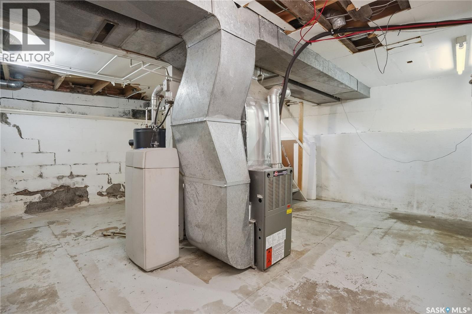 1065 Stadacona STREET W - 30