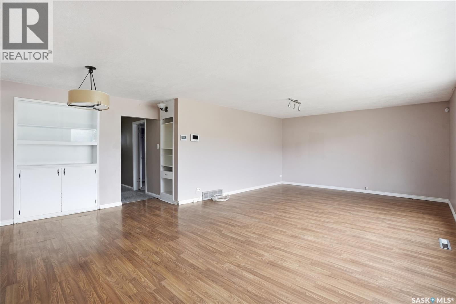 1065 Stadacona STREET W - 5