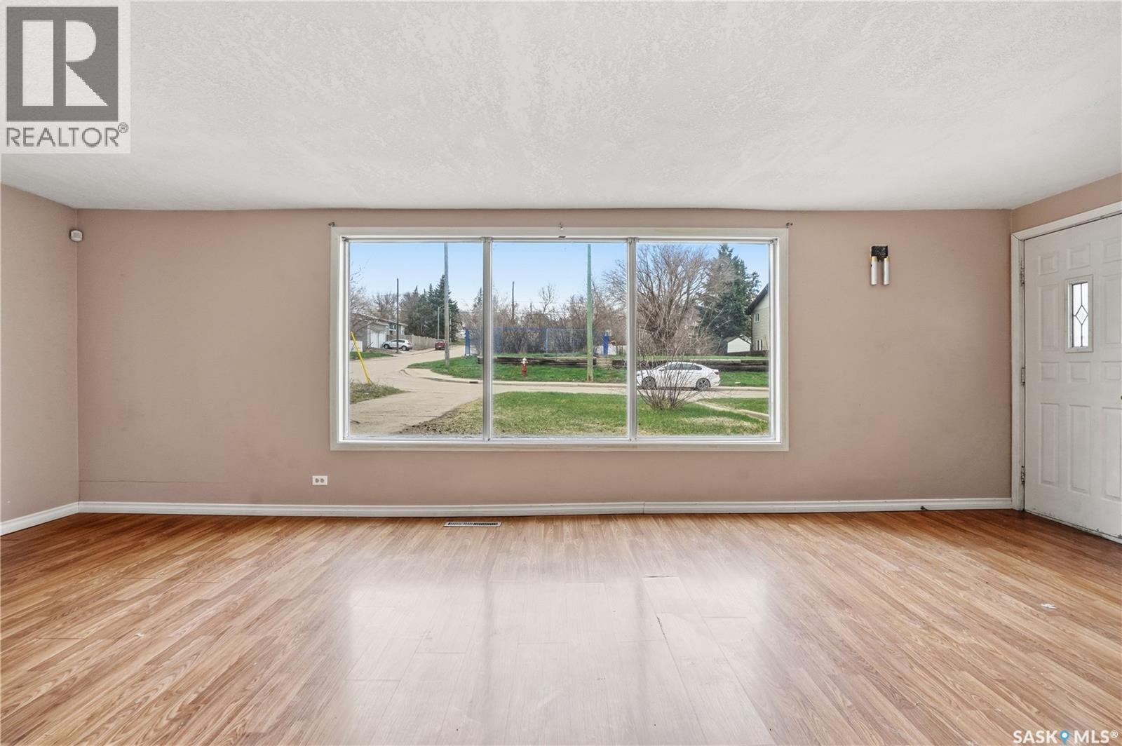 1065 Stadacona STREET W - 6