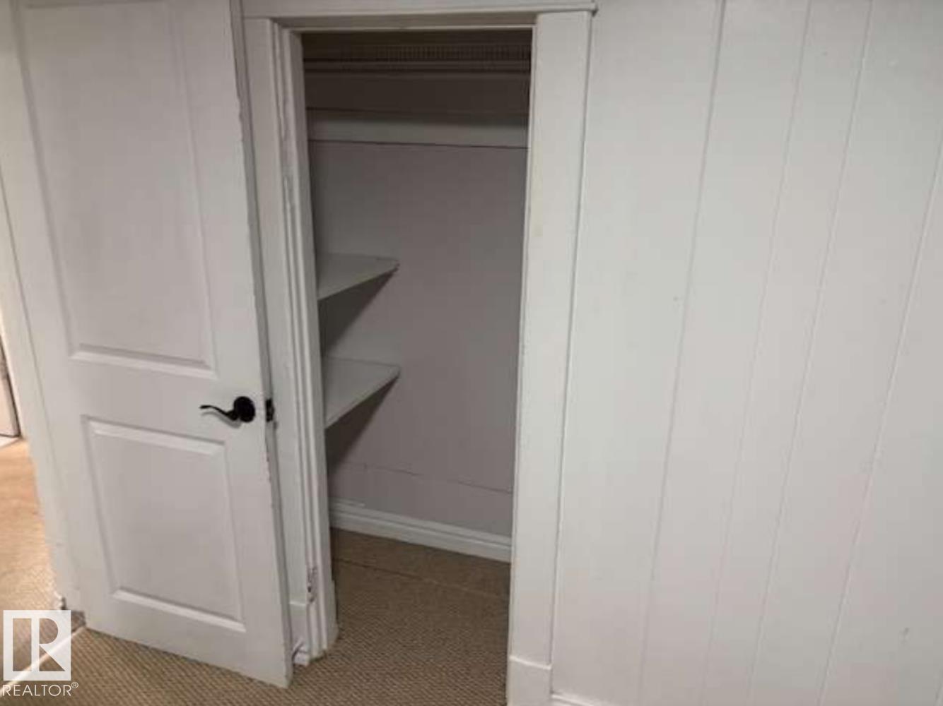 10730 92 ST NW - 16