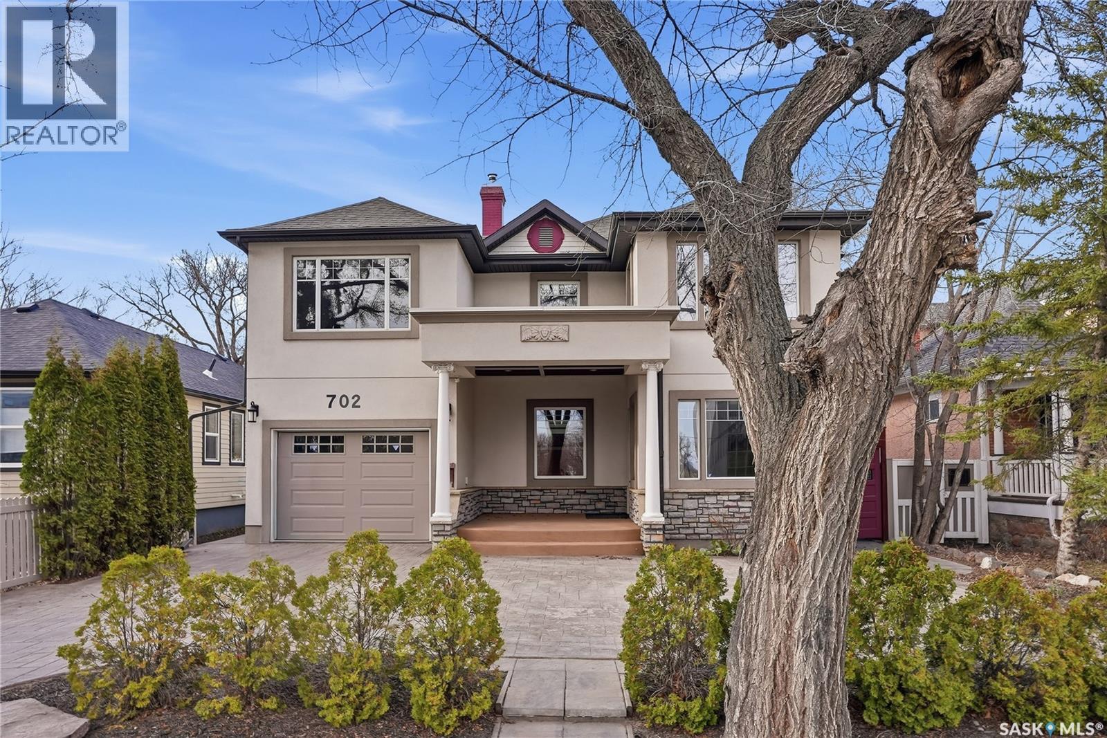 702 Queen STREET - Image 3