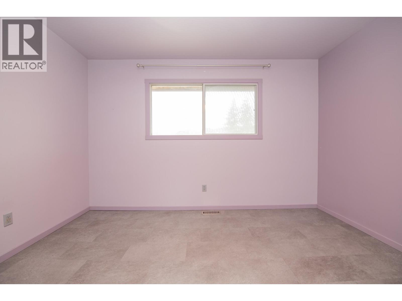  1800 42 Street, Vernon