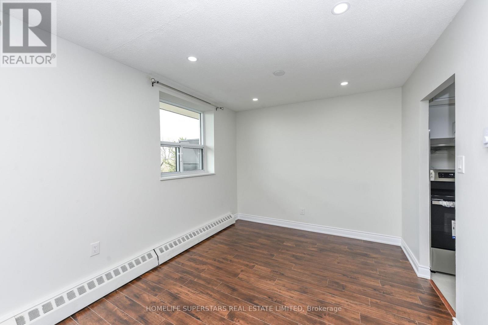 #511 3533 DERRY ROAD E - 11