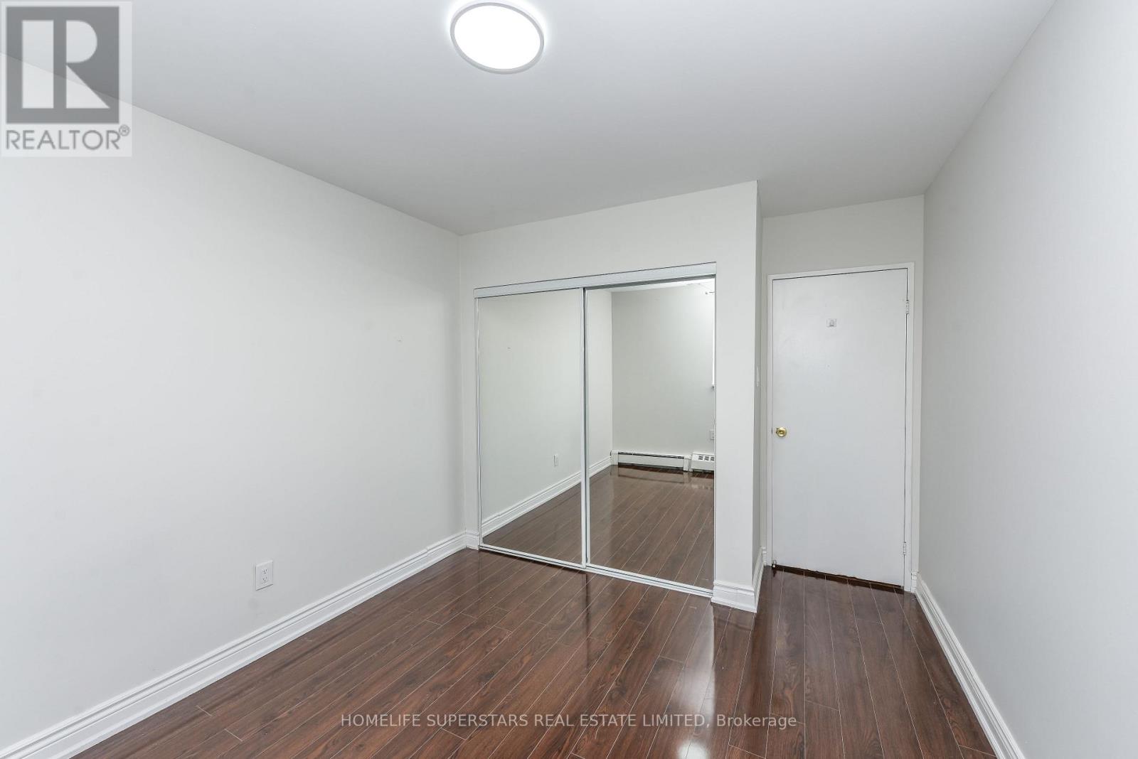#511 3533 DERRY ROAD E - 17