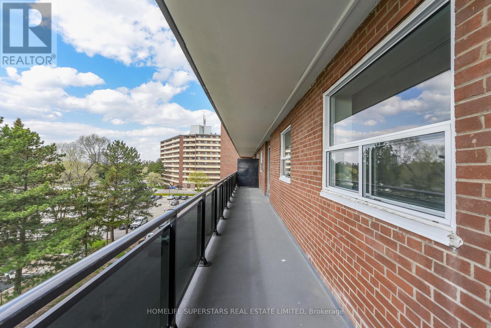 #511 3533 DERRY ROAD E - 26