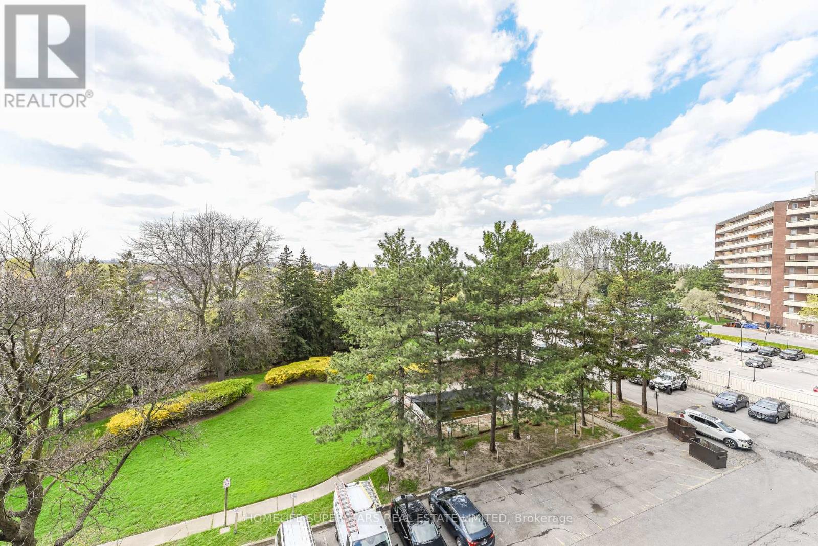 #511 3533 DERRY ROAD E - 27